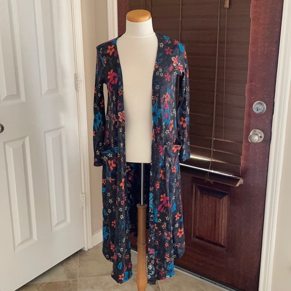 LuLaRoe Sweaters - Lularoe Floral Sarah Long Cardigan S